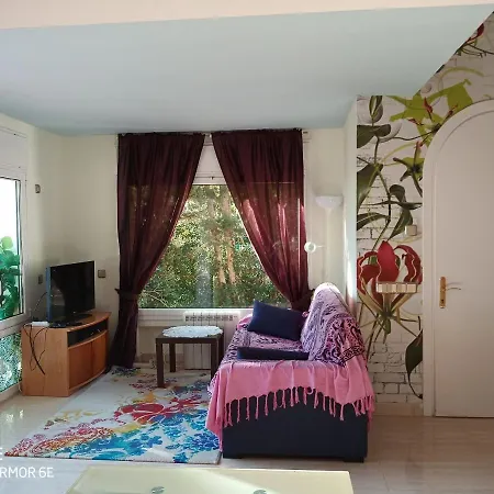 Relax House