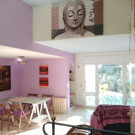 Relax House