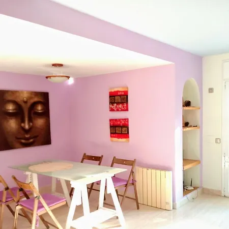 Relax House *